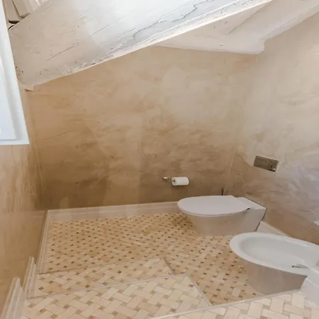 Apartment In With Elevator Lucca